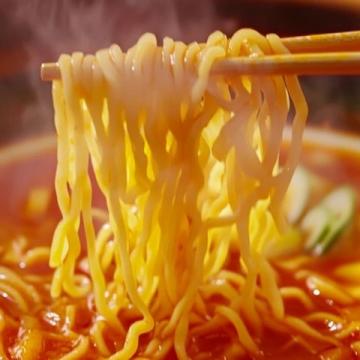 深圳無人面館48秒速煮面條引領(lǐng)未來餐飲新潮流