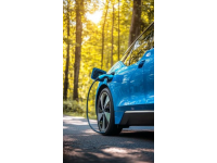 夏季如何保養(yǎng)電動車：輪胎、電池與車身防護攻略