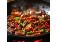 晚餐吃啥好？推薦一道牛肉炒青椒，鮮嫩多汁停不下嘴！
