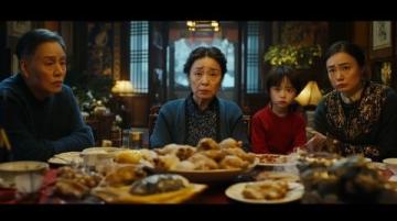 袁弘、雷佳音和李光潔的快樂聚餐：一次難忘的美食之旅
