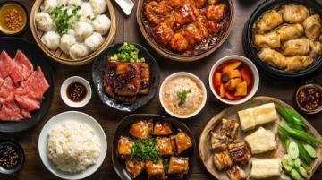 長(zhǎng)沙校園食堂驚現(xiàn)臨期食品，家長(zhǎng)憤怒揭露病毒隱患