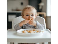 家有不到2周歲的小孩子，不知道讓他吃啥零食好了，家有雞蛋干脆自己動手做小尖尖吧