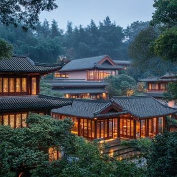 穿越千年的微醺之旅:國賓酒莊的唐風(fēng)古韻與葡萄美酒探秘