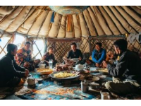 探索青海?。簜鹘y(tǒng)美食之旅及背后的文化故事