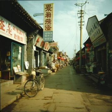 交大夜市冷清破敗，昔日盛景不再
