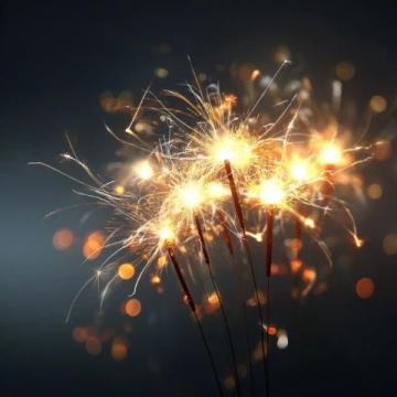 點亮夜空，共賞璀璨煙花時刻！