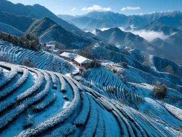 根河源國(guó)家濕地公園12月22日冬季開(kāi)園迎客歌聲雪韻共賞美景