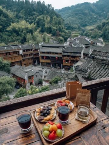 長汀客家美食節(jié)盛大開幕，汀江畔的味蕾盛宴吸引八方來賓