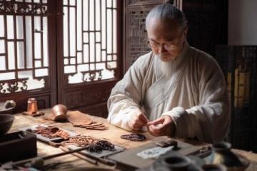 探尋滿族文化瑰寶——吉林傳統(tǒng)火鍋的歷史與現(xiàn)代演繹