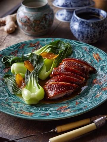 大連鐵鍋燉鵝：香氣撲鼻，年味濃烈