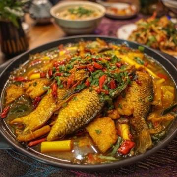 重慶美食攻略：火鍋江湖菜，街頭小吃探秘之旅