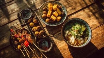 誰說麗江是美食荒漠，我一天三頓不重樣,看九九在麗江一天到底吃什么？粑粑啦