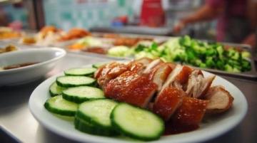 國(guó)民萬能美食老干媽最近很火！逗鵝冤？昆明一家餐廳的秘制香辣醬不香么？