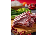 把豬肉做成跟紙一樣薄的錘子肉片，不用炒，簡單一拌就可以