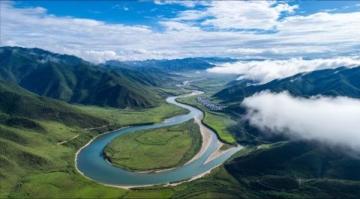 小探河源從槎城始，古時(shí)城東北處交匯東江和新豐江，江上竹筏縱橫，謂槎