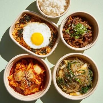 陽(yáng)光美食日記：活力早餐、紅燒肉午餐、番茄牛腩面晚餐，一日三餐幸福感滿滿