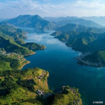 陸良白水塘一日游：自然風(fēng)光與鮮美魚宴體驗(yàn)
