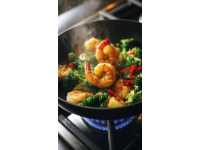 為何西方很少見炒菜？外媒稱中餐為垃圾食品真相曝光
