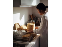 今天在徒弟張潔的明婷小館（太古里店）教他們做傳統(tǒng)的粉蒸肉、蔥末肝片
