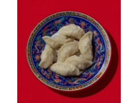 用英語(yǔ)介紹中國(guó)傳統(tǒng)美食：餃子的故事與發(fā)展歷程