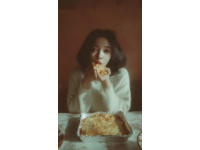 小時候爸媽把肉讓給我吃，如今他們依然舍不得享受好日子
