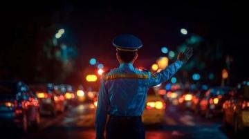 浙江海鹽:女子訂外賣迎來全副武裝特警送達(dá)