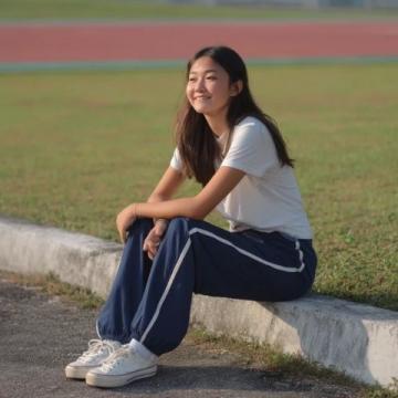 衡水女孩高考707分北大生變海軍戰(zhàn)士:青春在磨礪中閃光