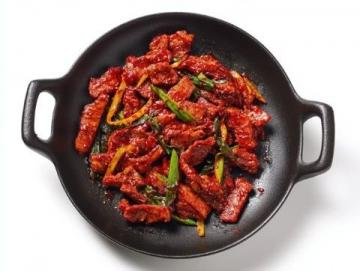 臨沂炒雞：雞肉嫩滑香辣，無法抗拒的經(jīng)典美味