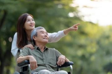 精選30個(gè)適合60歲以上老人的熱門旅游景點(diǎn)及地道美食推薦
