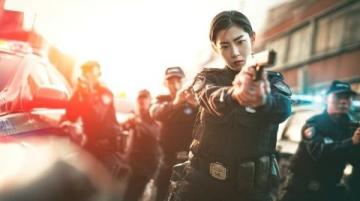 浙江海鹽：全副武裝特警送外賣，女子收到訂單驚呆了！