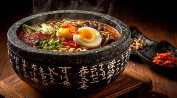 東莞必嘗特色美食：祥記砂鍋咸面的魅力體驗