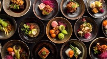 南京新街口凱賓斯基自助餐攻略：百元美食之旅！