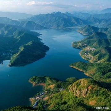 萬州旅游指南：長江三峽風(fēng)光與人文風(fēng)情探秘