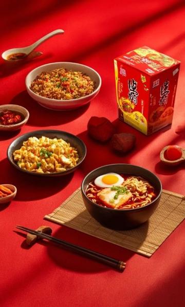 杭州深巷藏著一家被外賣(mài)平臺(tái)"通緝"的米粉店,每當(dāng)夜幕降臨