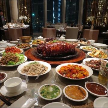 穿越時(shí)空的味覺旅程:杜公館百年傳奇與鮑魚紅燒肉的文化之旅