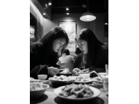 今天仍舊是吃粥配饅頭,粥的古文＂鬻＂，形象，妙！鬻，粥與鬲組合，上下偏旁