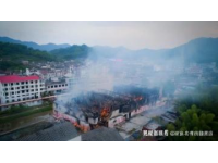 廣西德?？h都安鄉(xiāng)福記村一名確診病例的許某人，兩次行程軌跡的差別，引起網(wǎng)友們好奇