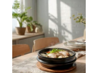 慢煮下的溫情：砂鍋里的時(shí)光每天一道養(yǎng)生美食的治愈哲學(xué)