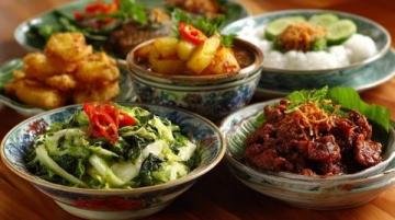 玉山美食之道：尋覓當?shù)仫L味