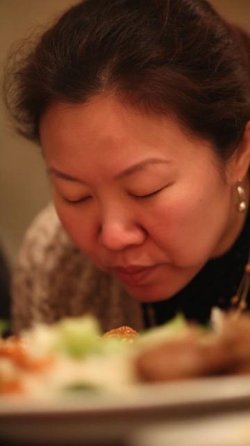 享受美食的快樂與哲理:讓味蕾引領心靈之旅