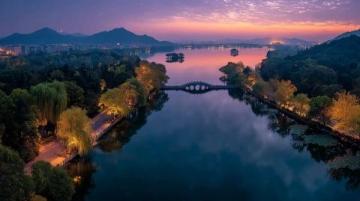廣州杭州：交融古今，產(chǎn)業(yè)繁榮，宜居宜業(yè)的現(xiàn)代都市對比