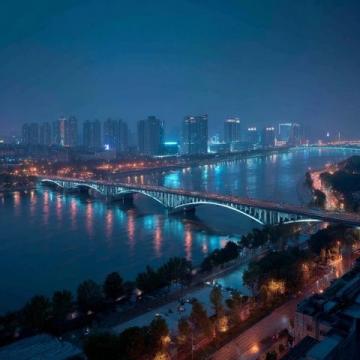 成都：一個(gè)讓人來(lái)了就不想離開的魅力都市