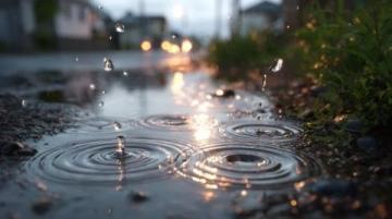 雨水帶來涼爽天氣，適合外出逛街