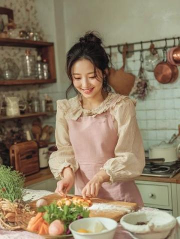 阿賓教你如何制作口水流的脆皮乳鴿"; "妙齡脆皮乳鴿的制作方法(超詳細(xì))