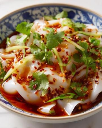 貴州必嘗美食推薦：魚湯酸菜、腸旺面等特色佳肴