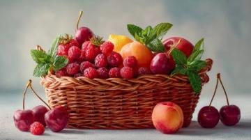 家鄉(xiāng)秋天豐收的果實(shí)可以做出許多誘人的美食，以下是一些常見的搭配