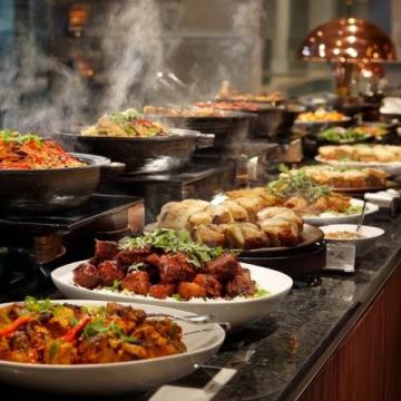 南京新街口凱賓斯基自助餐攻略：百元美食之旅！