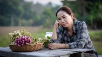 實拍：老撾真實生活，人民幣290萬在口岸換當(dāng)?shù)劐X，物價讓你意外