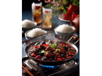 鄧倫親薦火鍋店招牌菜，谷飼牛肉才是真愛美食
