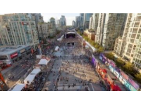 南寧五象新區(qū)地?cái)偨?jīng)濟(jì)火爆，寫字樓熱度不及網(wǎng)紅夜市